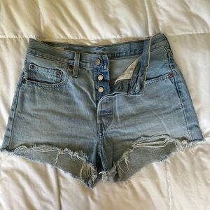 Levi’s 501 Jean Shorts size 26